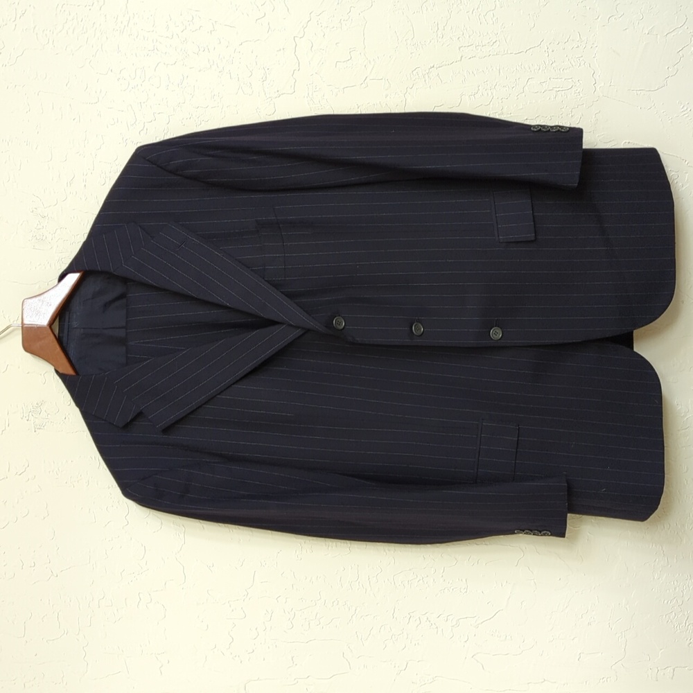 Kiton Navy Italian Made Pinstripe Two Piece Suit Size 54 Drop L7 US 44R US 38